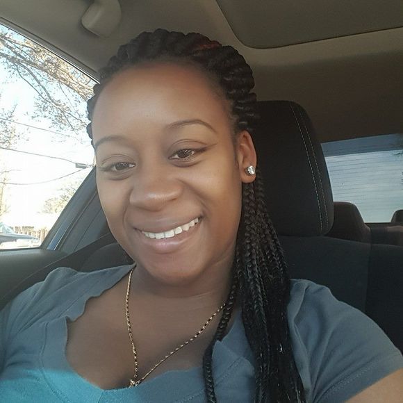 Meet your Posher, Marcella - Picture 1 of 1