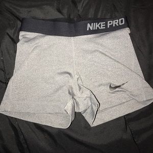 NIKE PRO