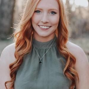 Meet your Posher, Deanna