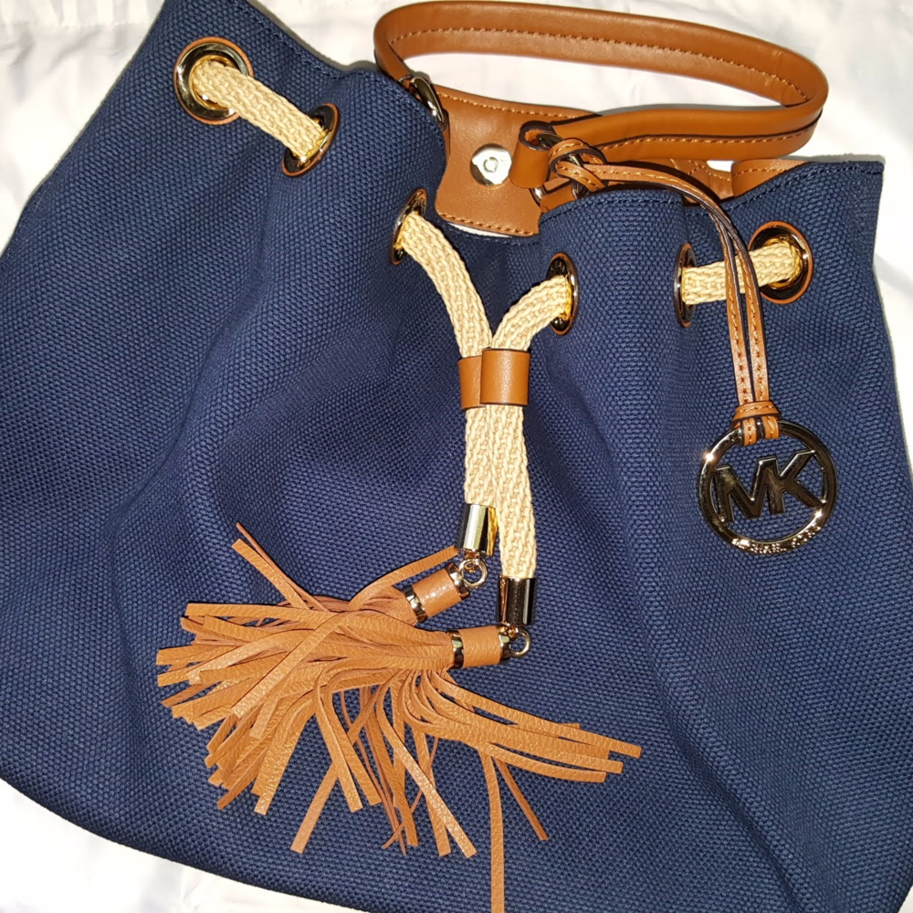 NWT Michael Kors Marina Lg Gathered Purse (Navy)