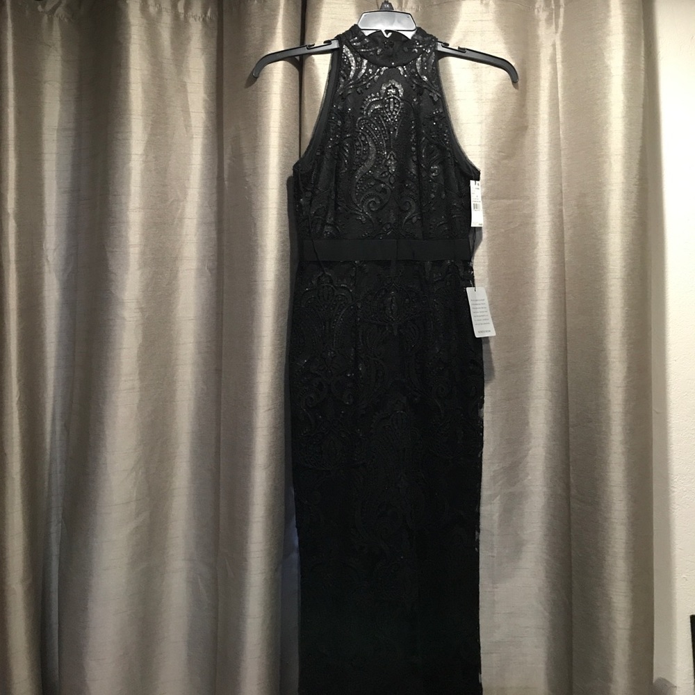 Adrianna Papell gown