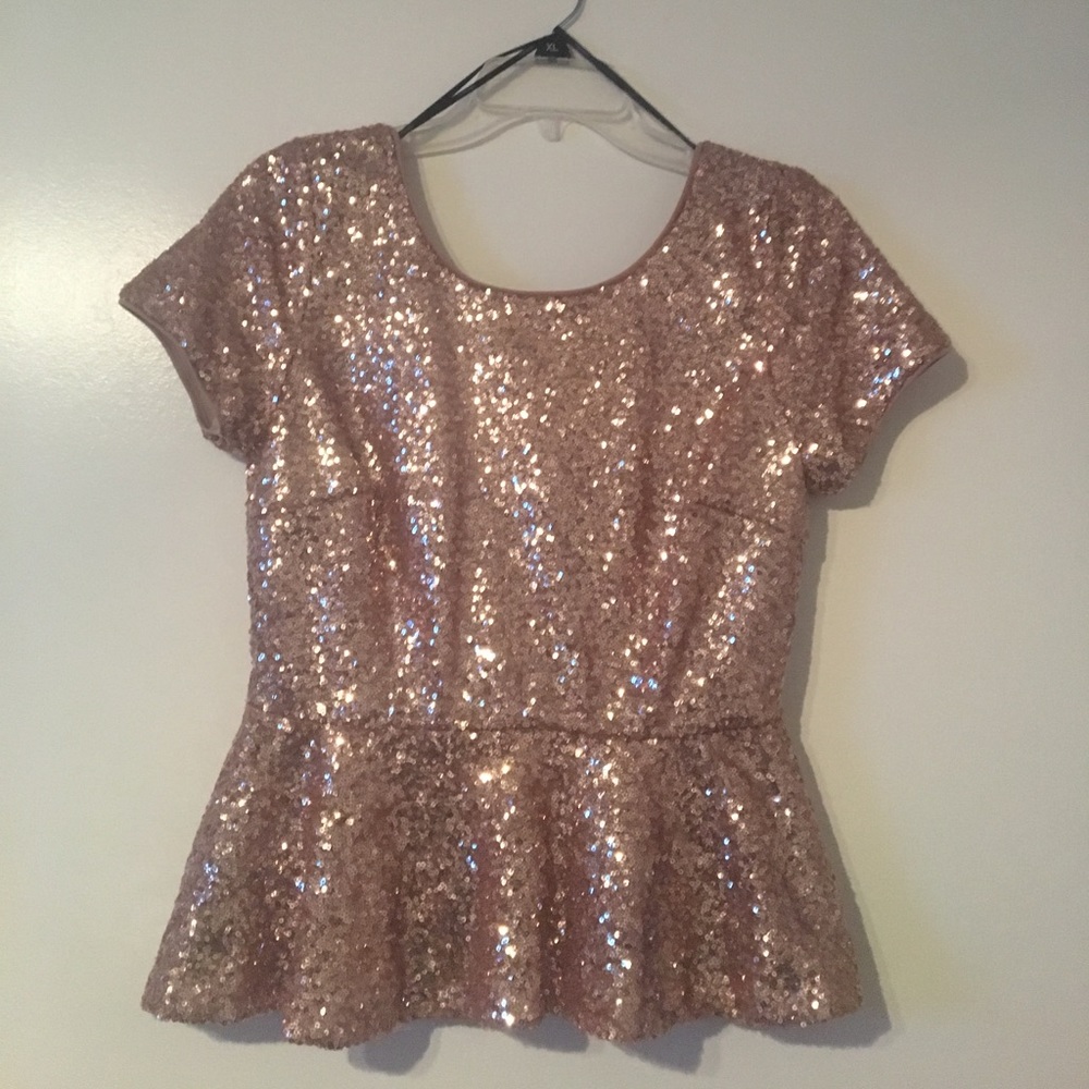 Forever 21 gold sequins top, size large