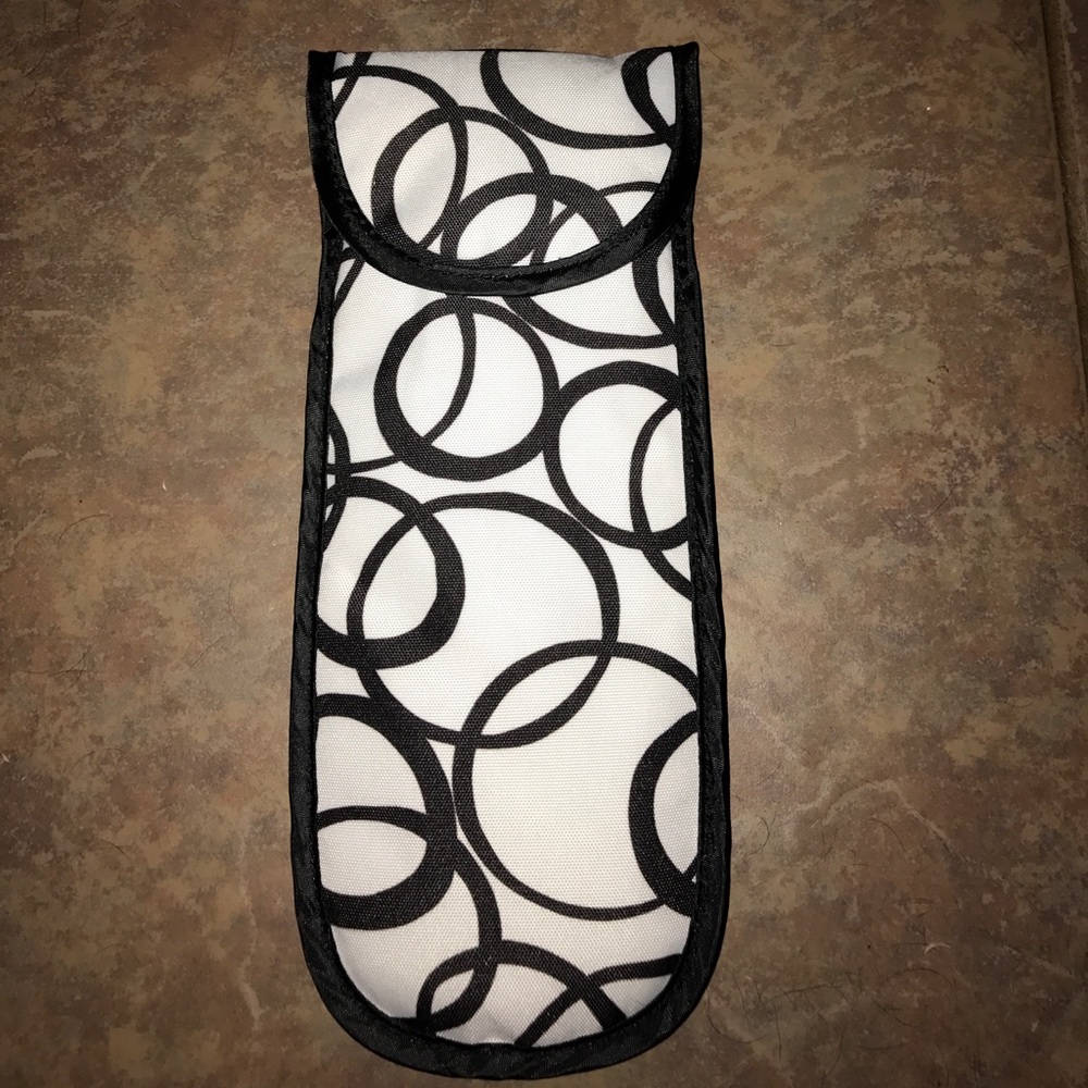 Flat iron case
