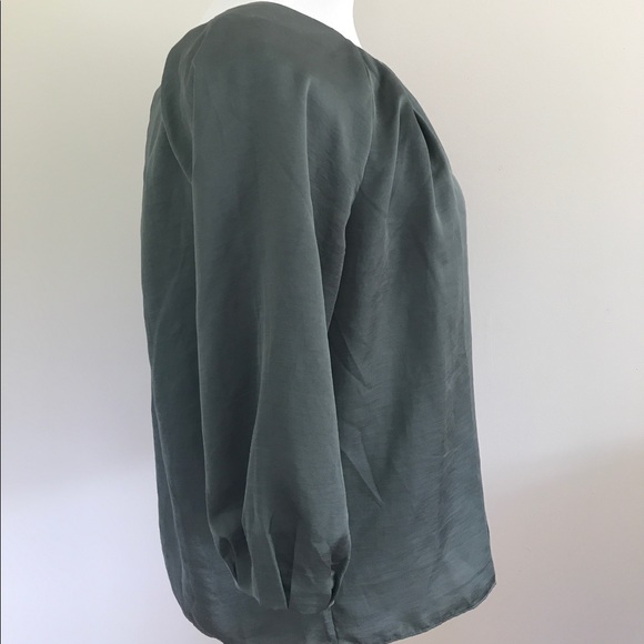 Talbots blouse - Picture 4 of 5