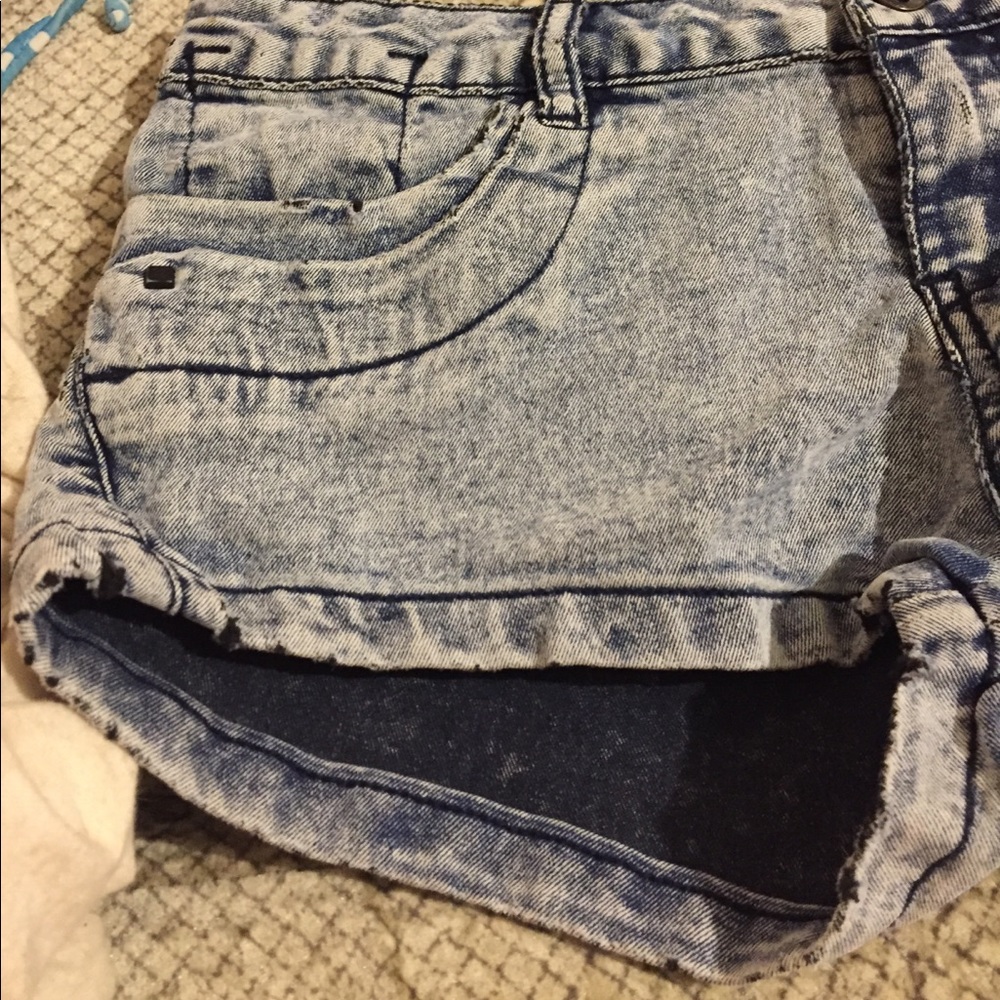 OTB Shorts - Picture 2 of 4