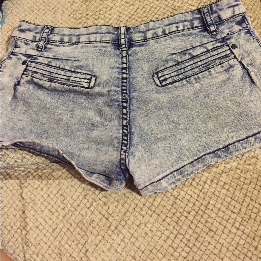 OTB Shorts - Picture 3 of 4