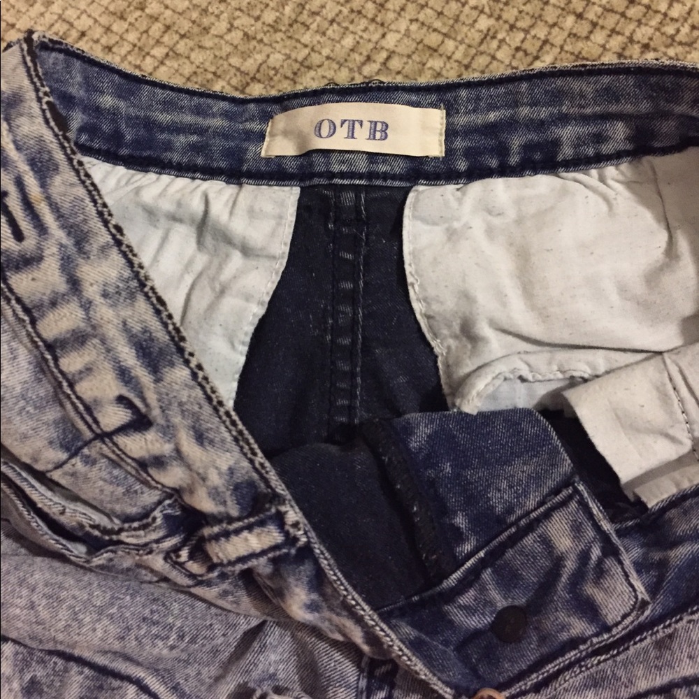 OTB Shorts - Picture 4 of 4
