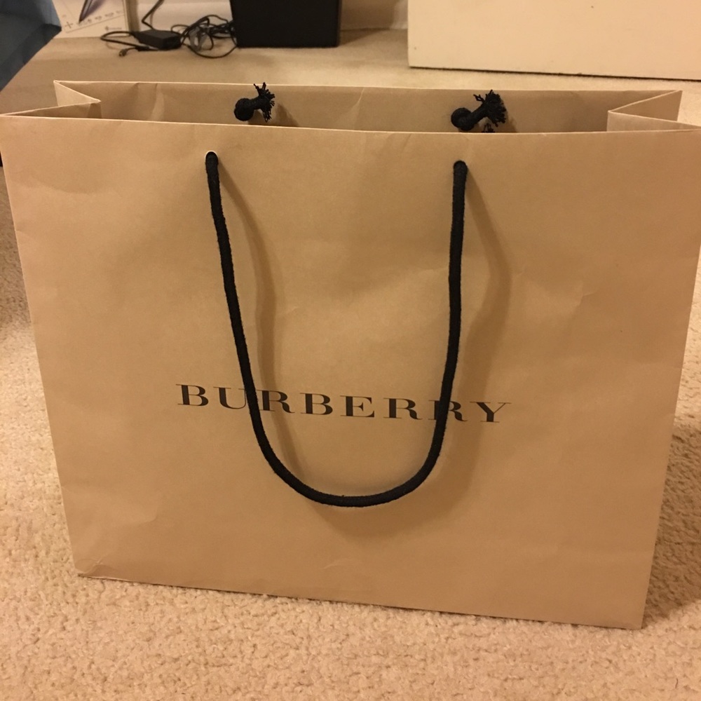 Burberry paper bag