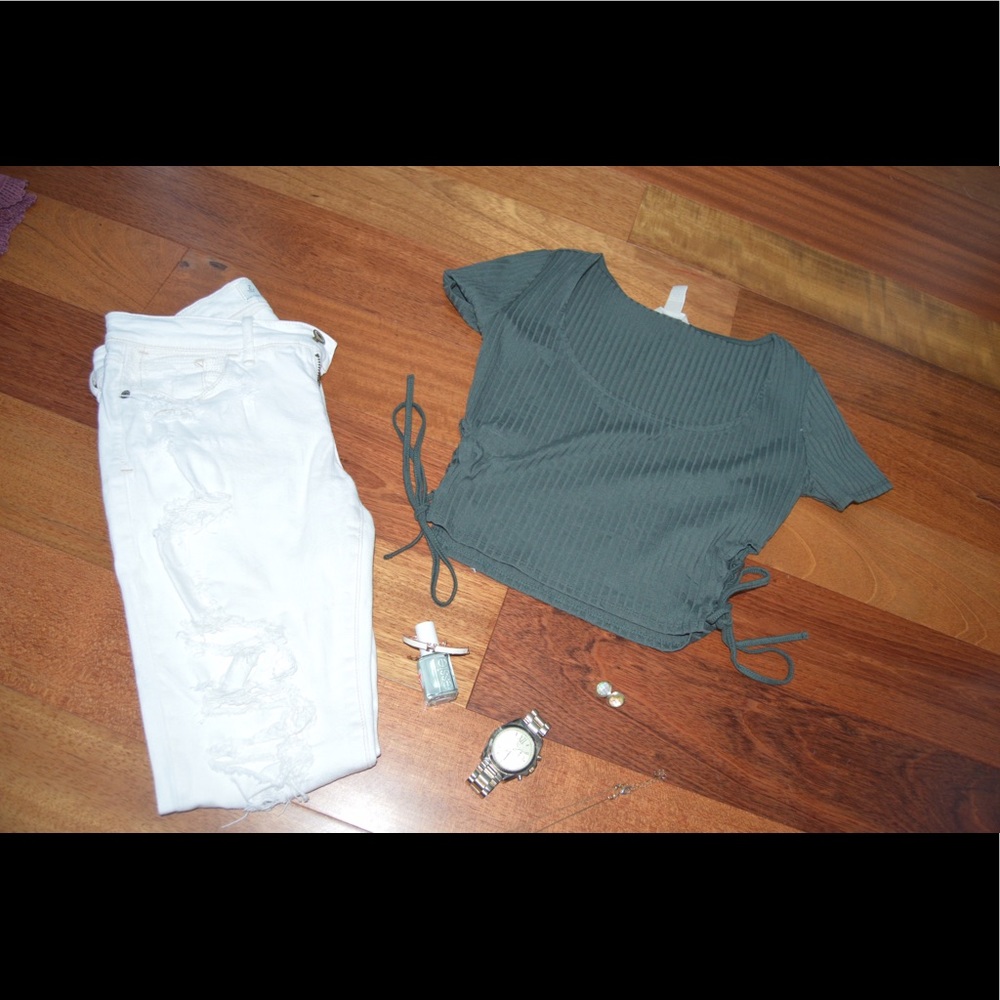 green lace up crop top