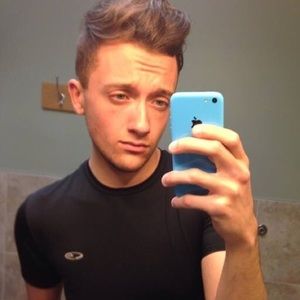 Meet your Posher, Johnathan