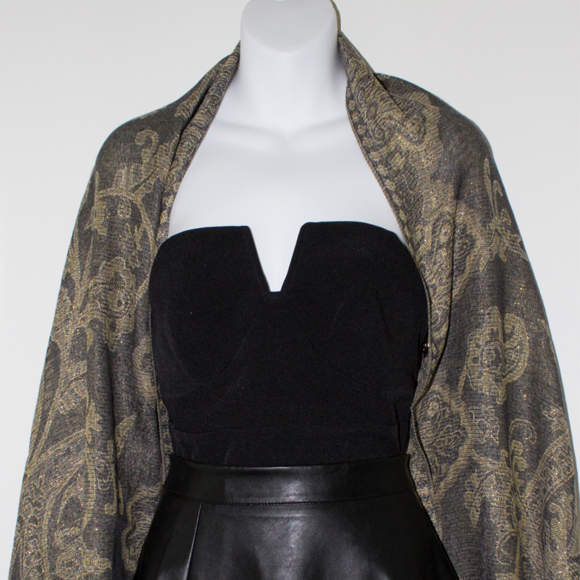 NWT Black & Gold Pashmina scarf - Picture 1 of 8