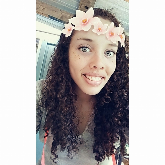 Meet your Posher, Katelynn - Picture 1 of 1