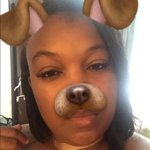 Meet your Posher, Brittney