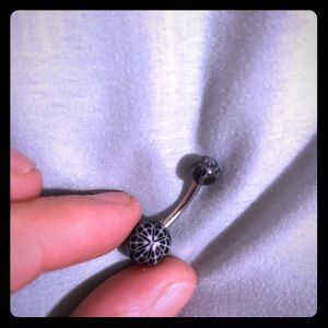 Belly button ring