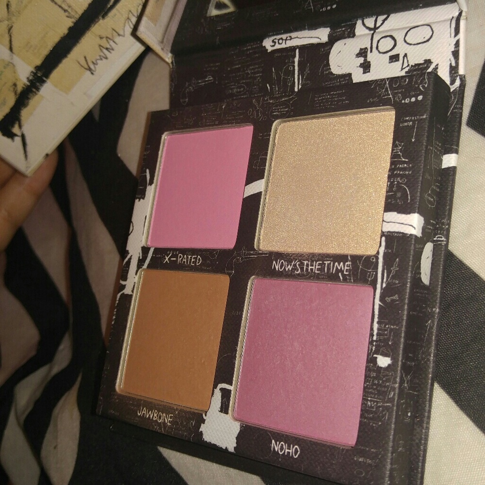 UD cheek palette LIMITED EDITION - Picture 3 of 3