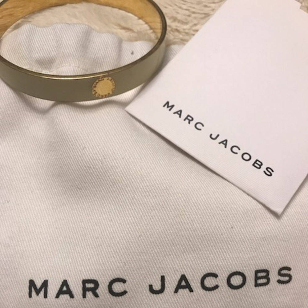 Marc Jacobs Bangle (Like New)