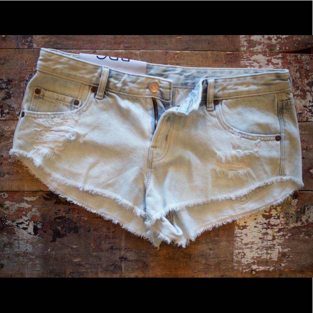 Urban Outfitter BDG Denim short
