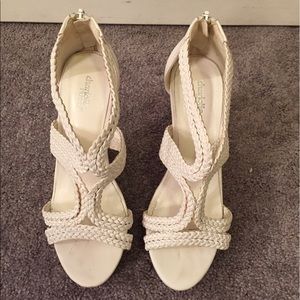 Charlotte Russe white wedges