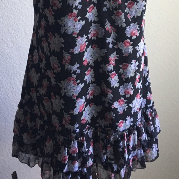 GUESS FLORAL DRESS - Picture 2 of 8