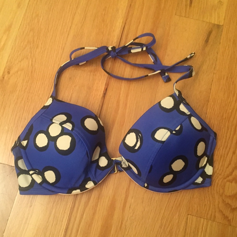 Victoria's Secret Bikini Too