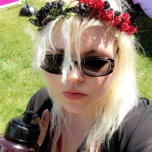 Meet your Posher, Jenna