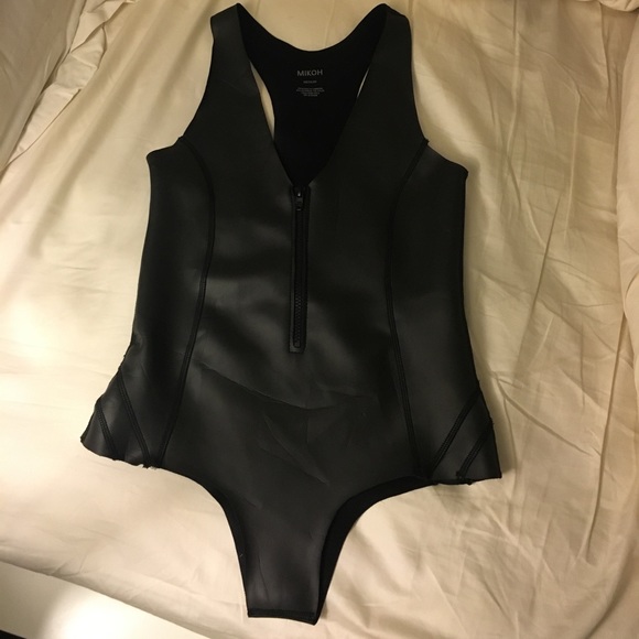 $110 🅿️🅿️Mikoh Kaneohe Neoprene Wetsuit - Picture 6 of 8