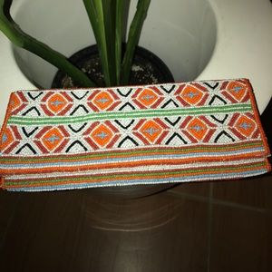 Beaded clutch