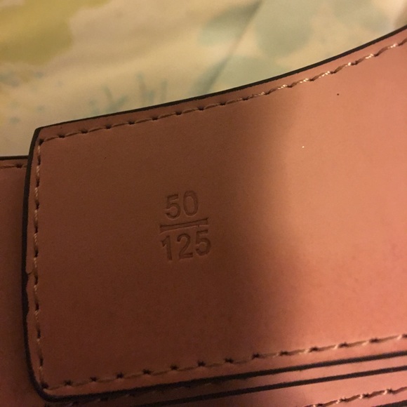 Black Louis Vuitton Belt - Picture 4 of 4