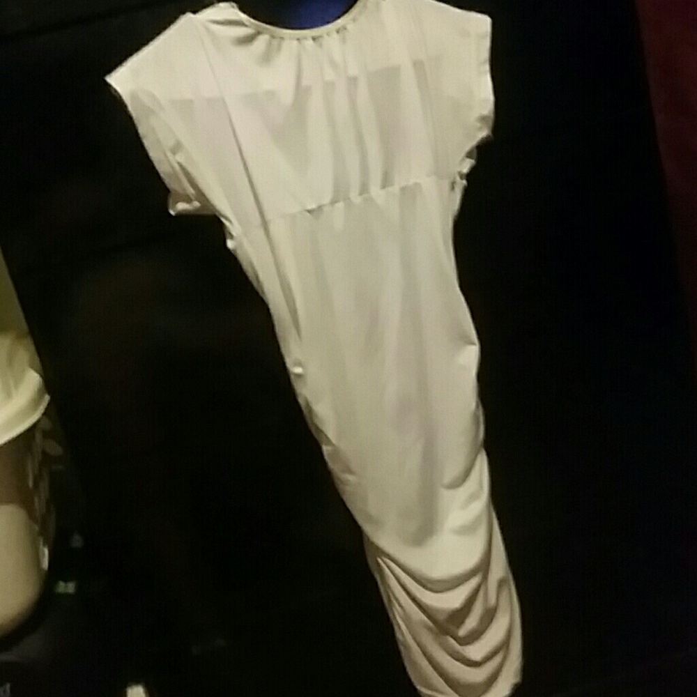Dress - Picture 2 of 4