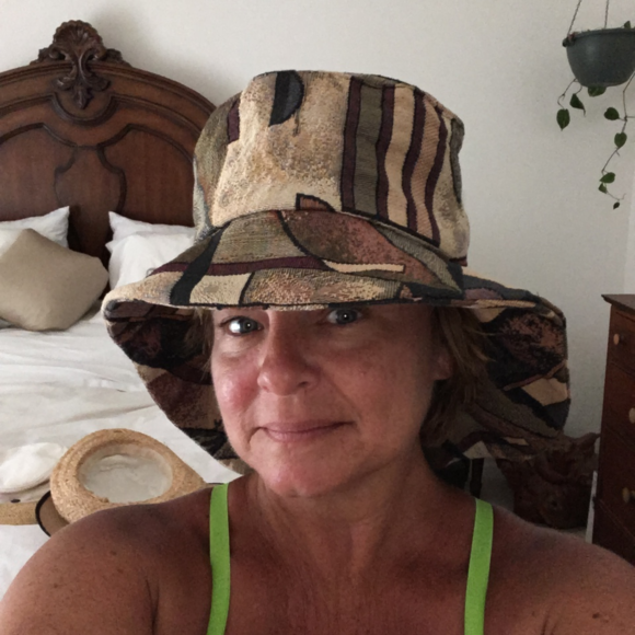 Hand made sou-wester made of Tapestry - Picture 3 of 4