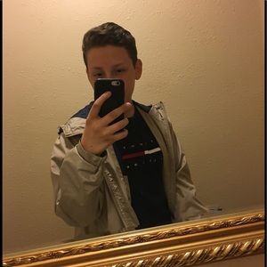 Meet your Posher, Damian