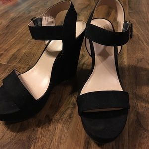 Black Women's wedge heels size 8.5