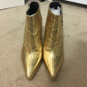 ANKLE BOOTIES GOLD JEFFREY CAMPBELL 7.5