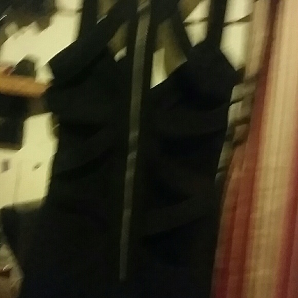 Dress - Picture 4 of 4