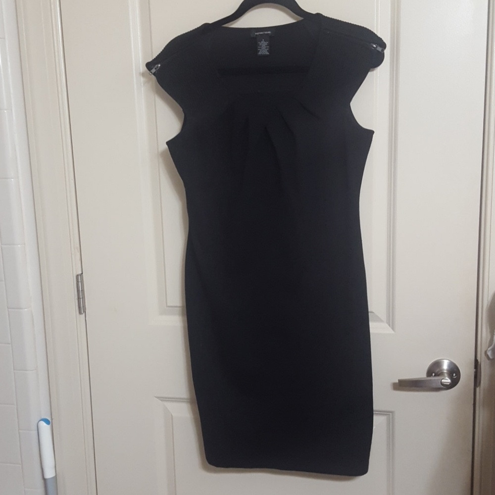 SPENSE Black Dress with shoulder zipper detail.