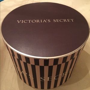 Victoria's Secret hard hatbox