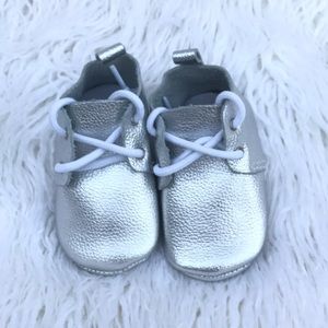 Baby boy or girl leather lace up moccs