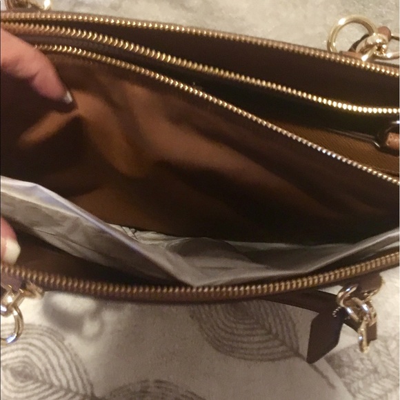 Coach Purse!! - Picture 3 of 6