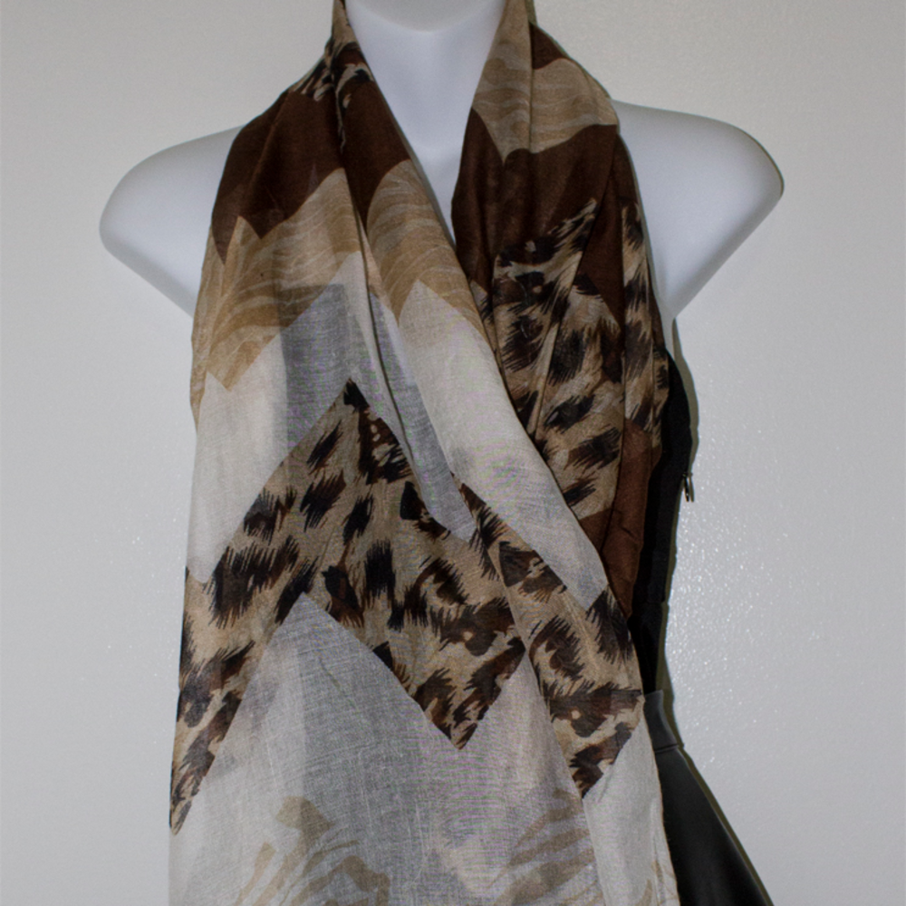 NWT Animal Print Infinity Scarf