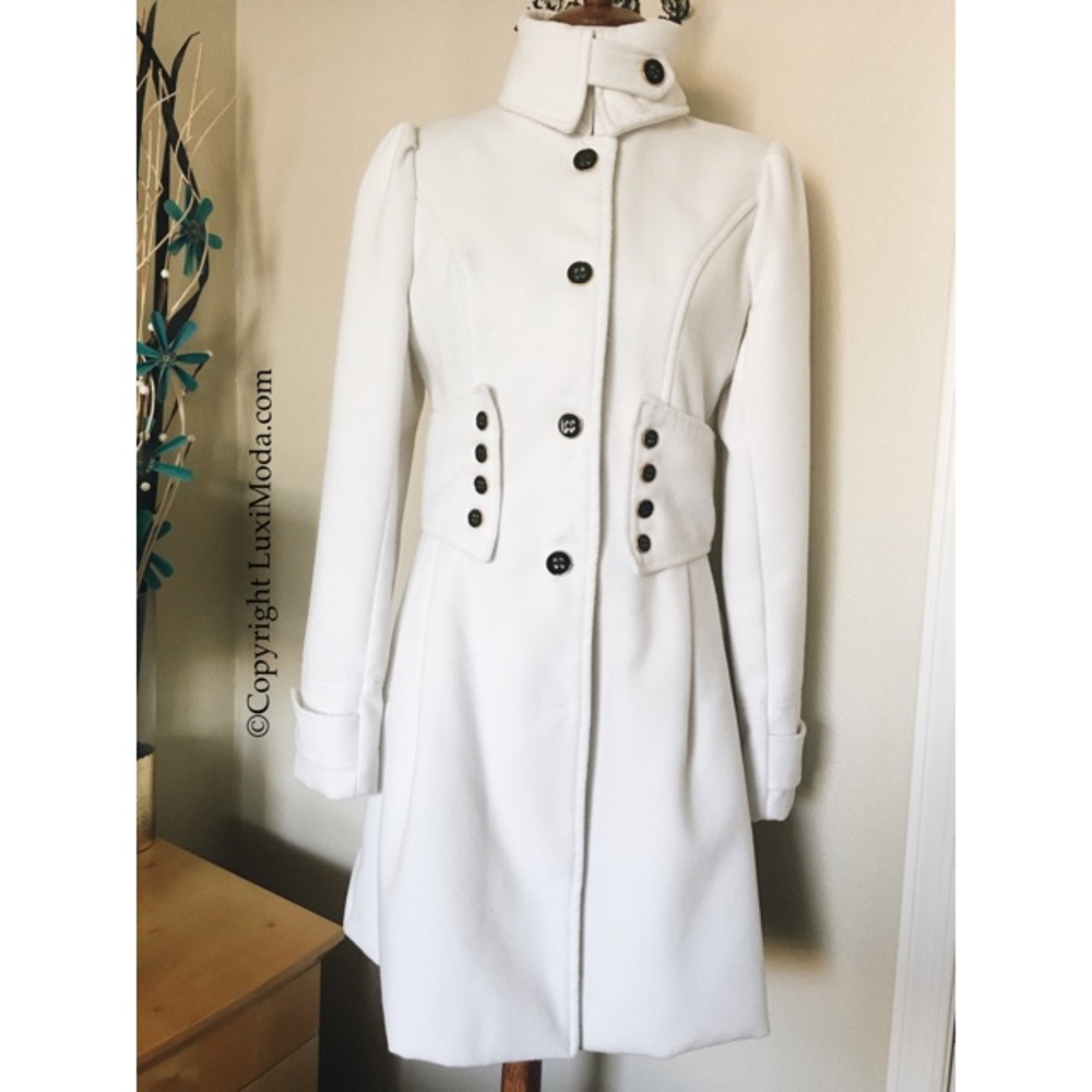 Arden B. NEW Gorgeous White Coat Size M