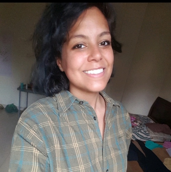 Meet your Posher, Shayma - Picture 1 of 1