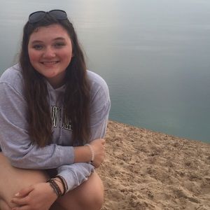 Meet your Posher, Emma