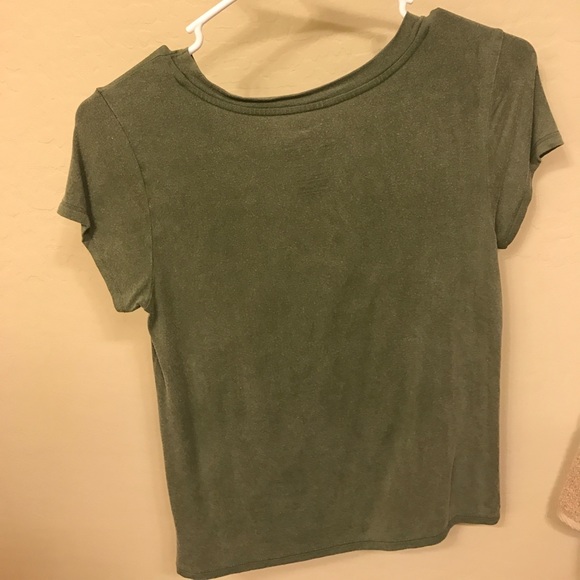 army green basic tee - Picture 4 of 5
