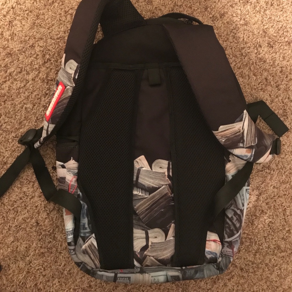 Backpack - Picture 2 of 4
