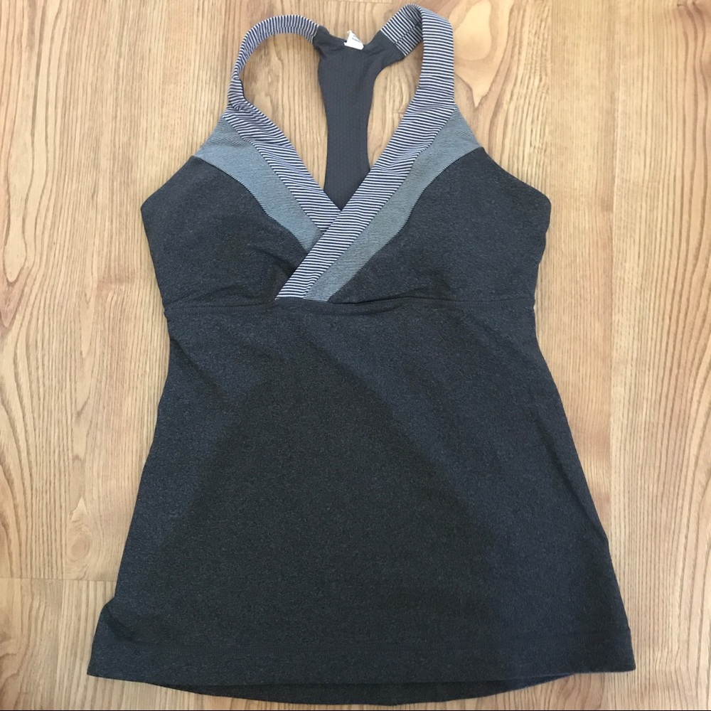Charcoal gray lululemon tank