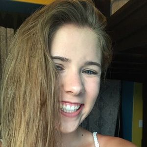 Meet your Posher, Jordyn