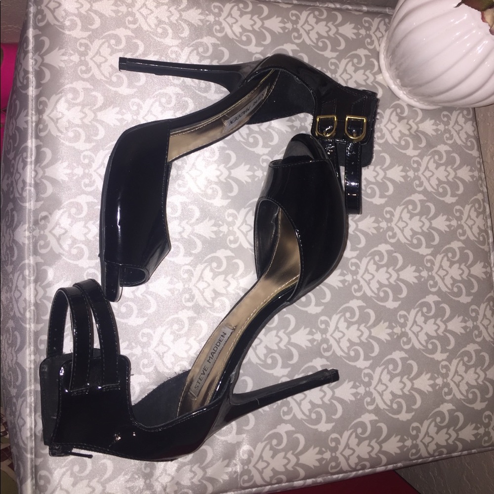STEVE MADDEN Ankle Strap Shoes - Picture 2 of 4