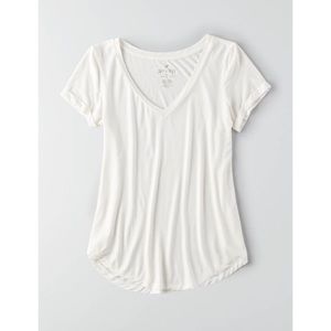 🕊 {American Eagle} • basic white tee