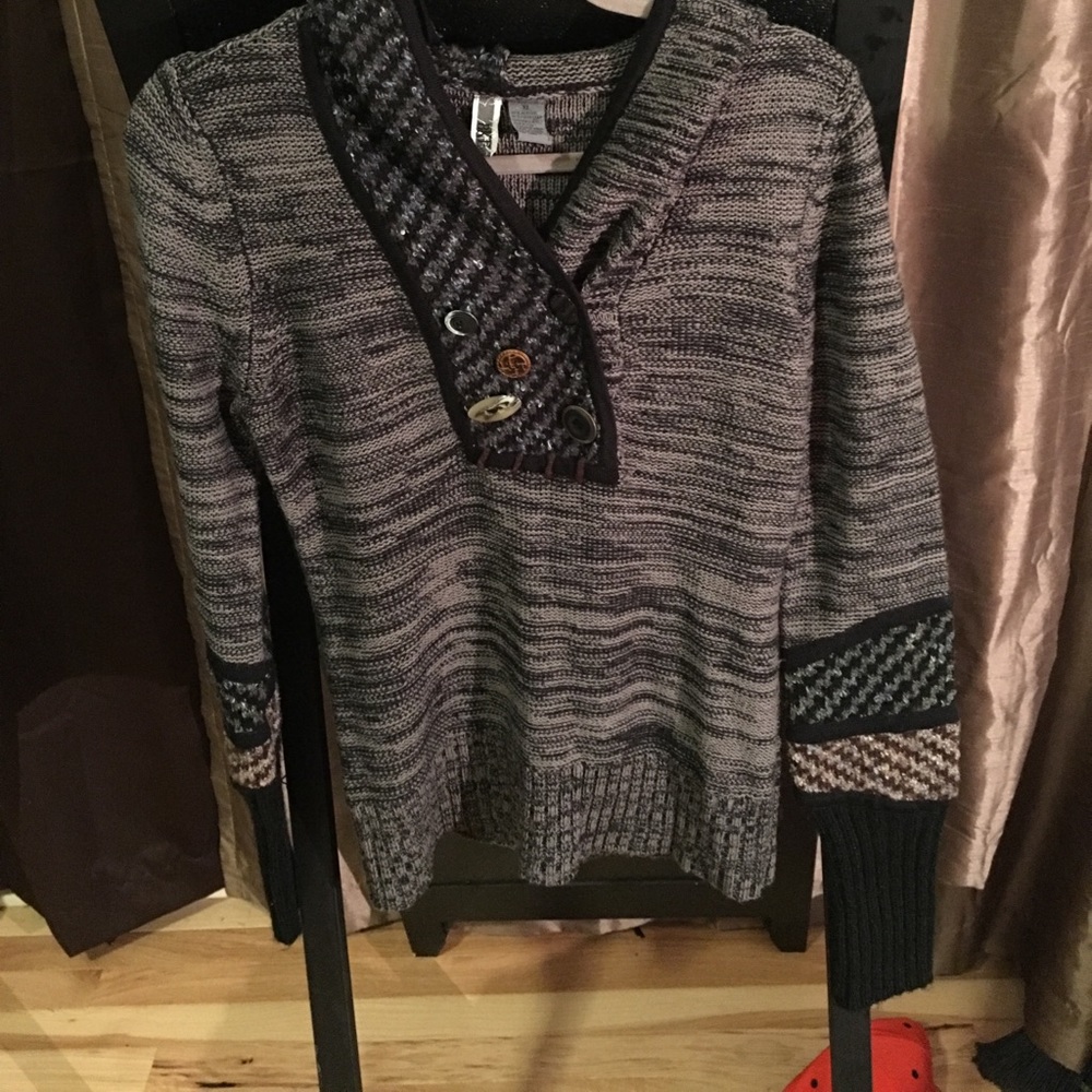 BKE hooded sweater