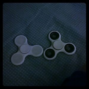 Fidget spiners